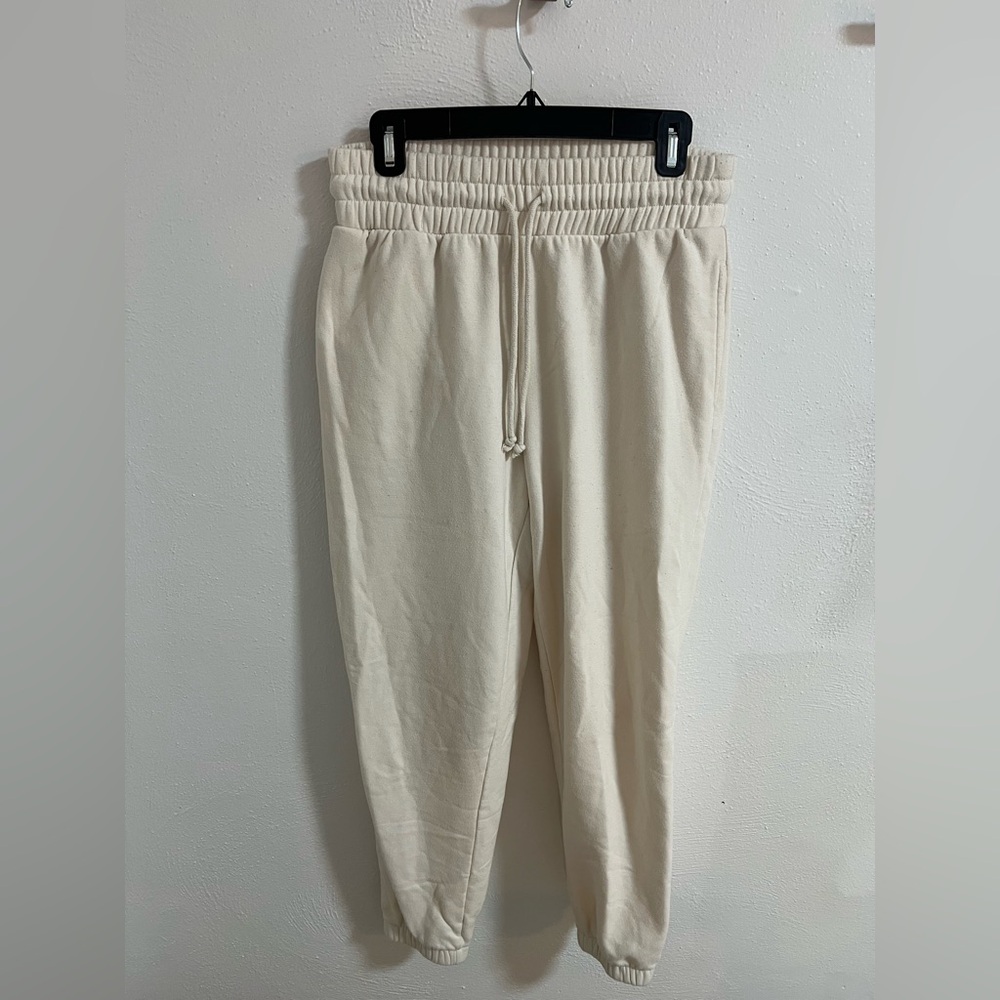 Super Cozy Women’s Cream Jogger Pants MEDIUM